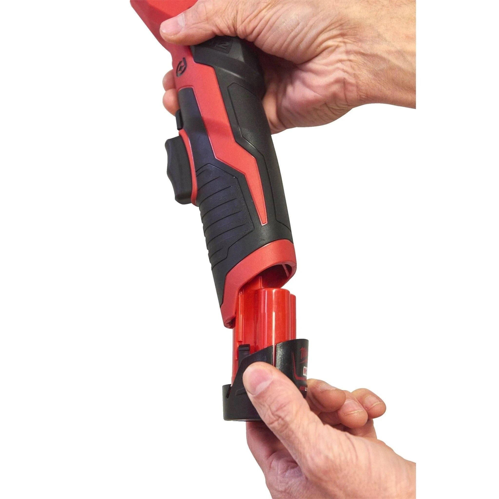Milwaukee M12PCSS-0 12V 12-28mm Pipe Cutter with 1 x 2.0Ah Battery Charger & Bag