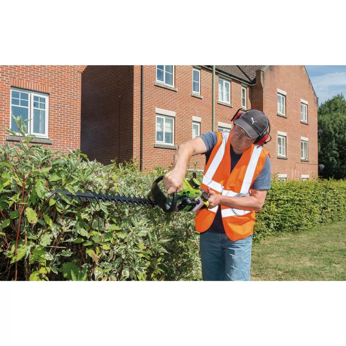 Draper HTP256 500mm Petrol Hedge Trimmer 22.5cc 32319