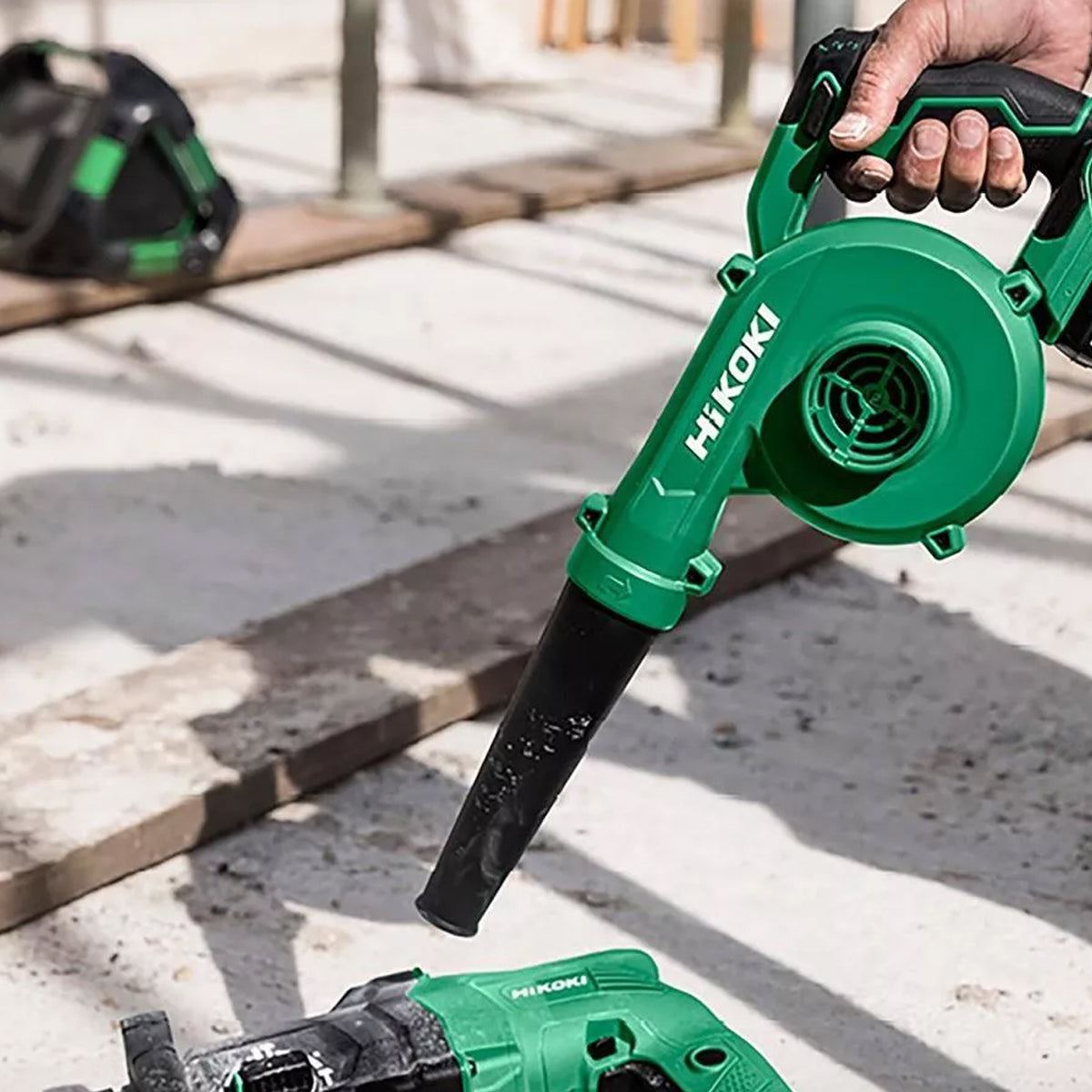 Hikoki RB18DCW4Z 18V Cordless Blower with 1 x 2.5Ah/5.0Ah Battery Charger & Bag