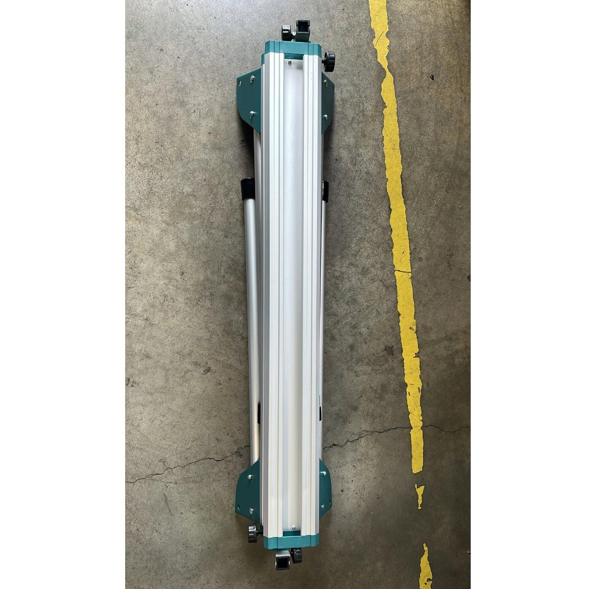 Makita DEBWST06 Adjustable Wheeled Extendable Folding Mitre Saw Stand Item Condition Damaged Box