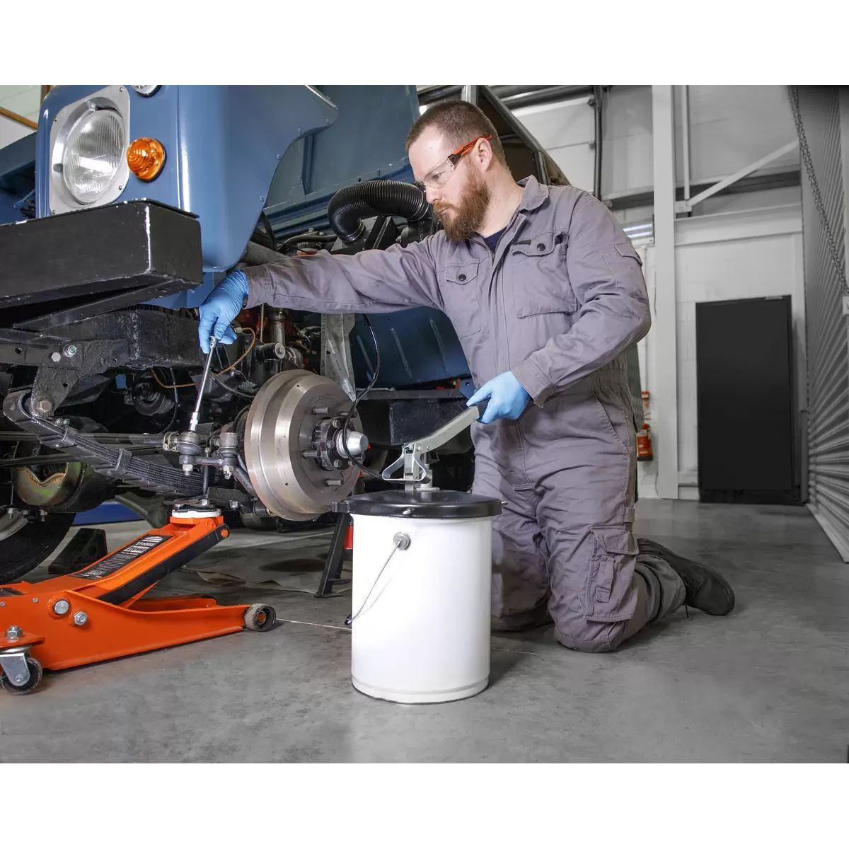 Sealey AK455 12.5kg Extra-Heavy-Duty Bucket Greaser with Follower Plate