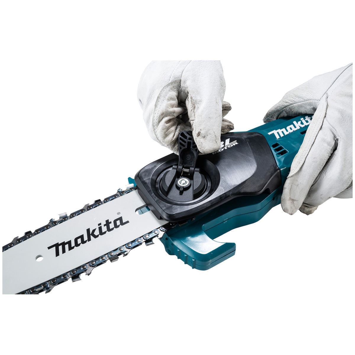 Makita DUA200RT 18V LXT Brushless 20cm Telescopic Pole Chainsaw With 1 x 5.0Ah Battery & Charger
