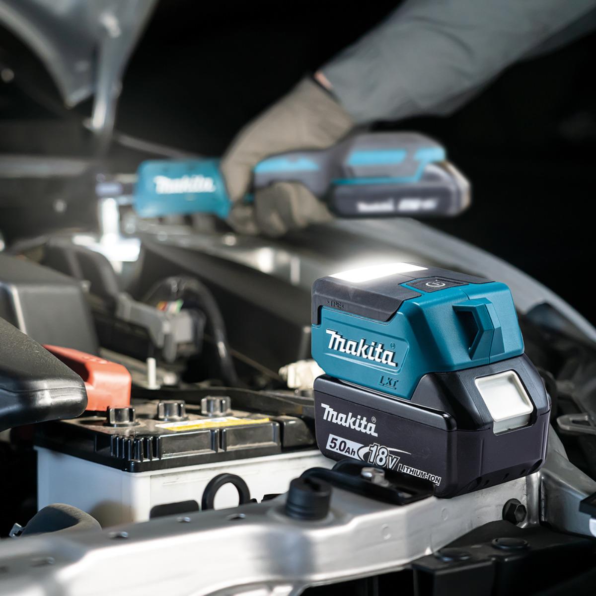 Makita DML817 18V LXT LED Work Light Body Only