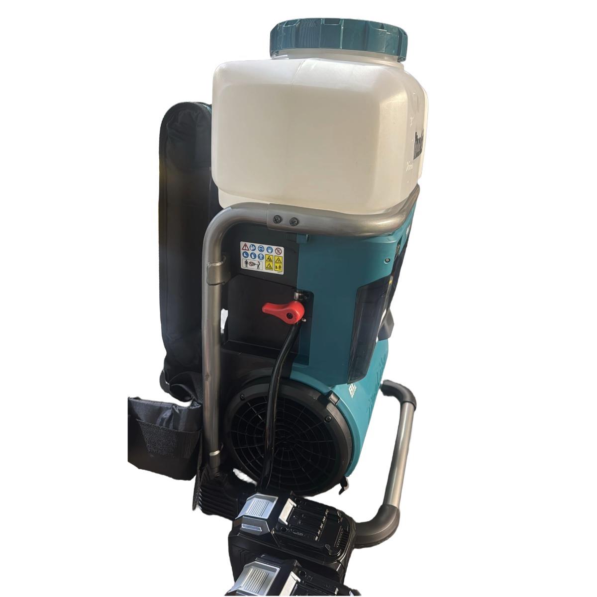 Makita PM001GL202 40V XGT Brushless Backpack Mist Blower With 2 x 8.0Ah Batteries and Charger Item Condition Seller Refurbished