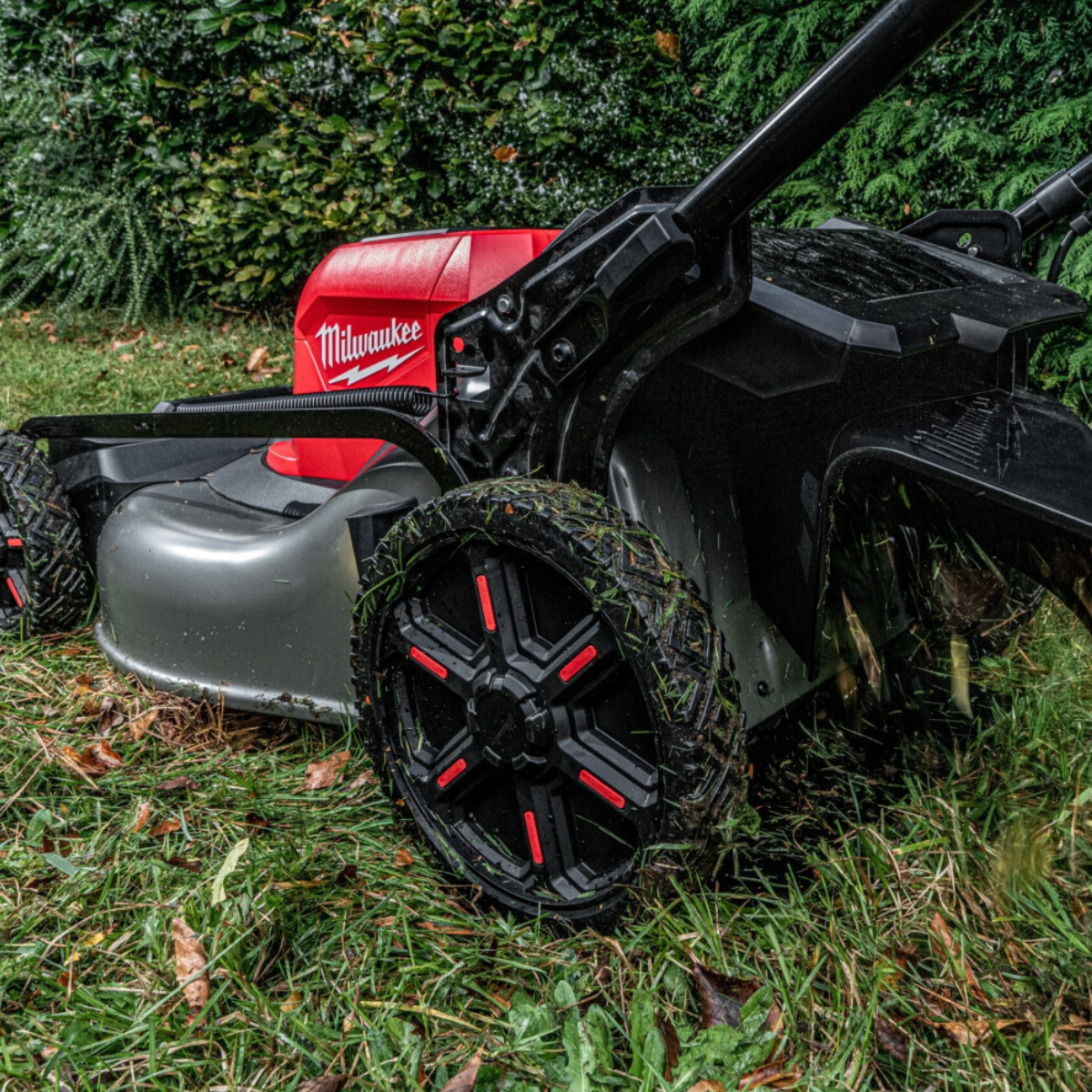Milwaukee M18F2LM53-122 36V FUEL Brushless 53cm Self-Propelled Lawn Mower with 2 x 12.0Ah Battery & Charger 4933479822