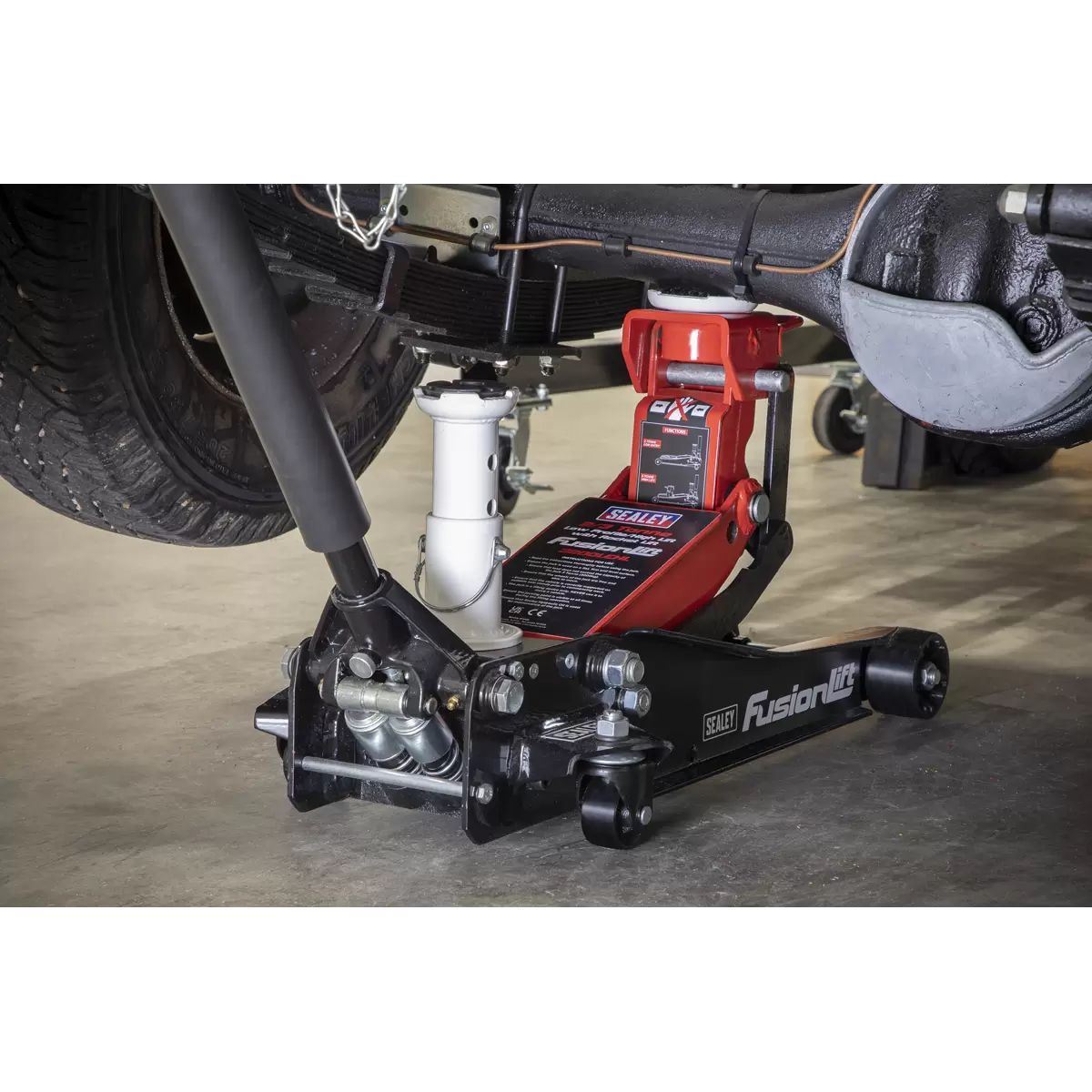Sealey 3200LEHL Trolley Jack 2/3 Tonne Low Profile/High Lift with Rocket Lift