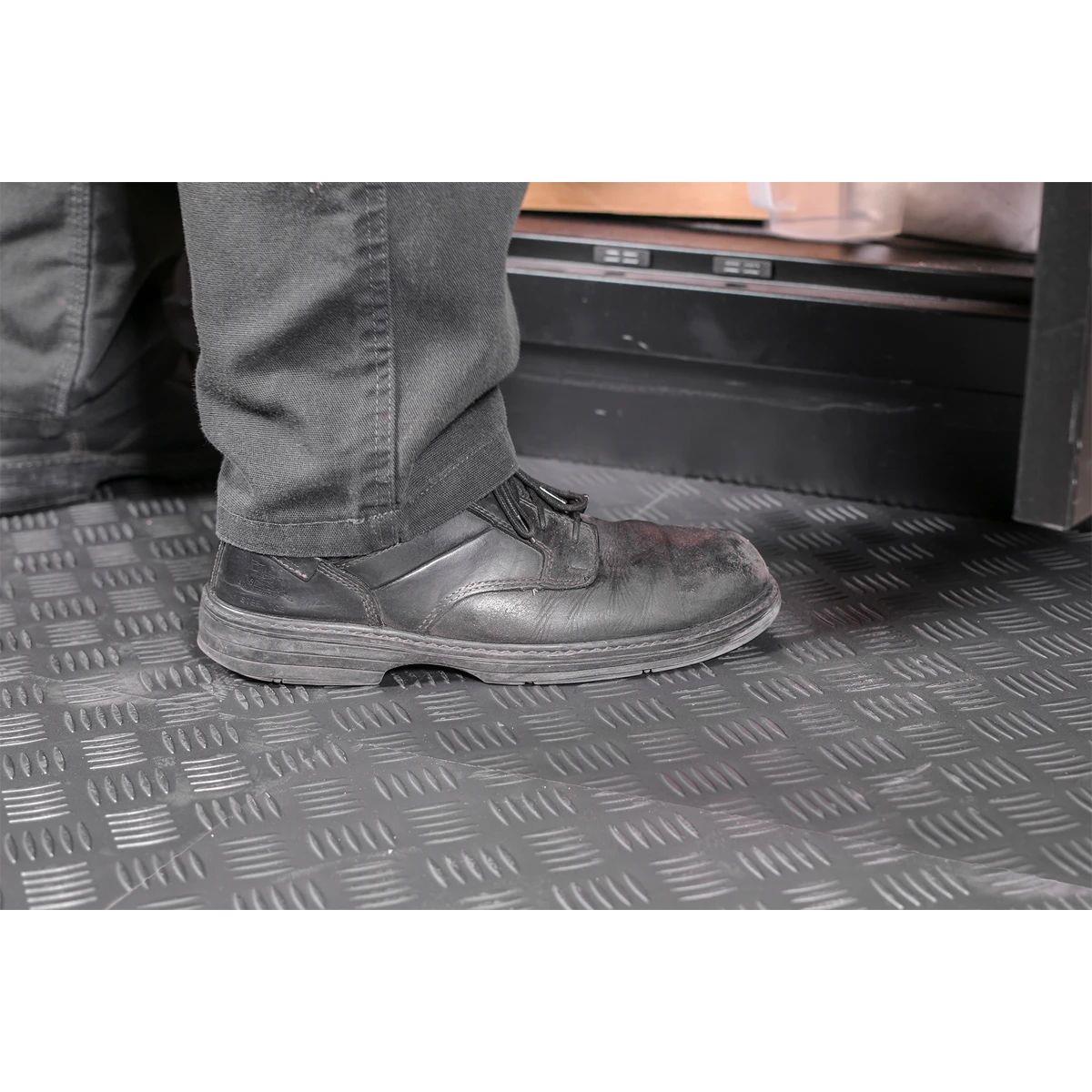 Sealey FT1S Vinyl Floor Tile with Peel & Stick Backing Silver Treadplate Pack of 16