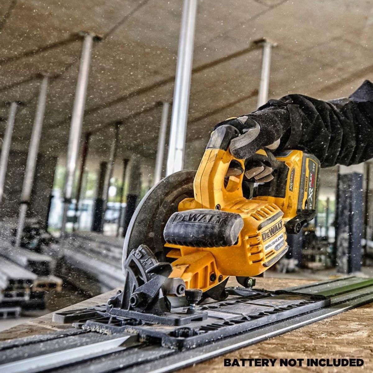 DeWalt DCS579NT 54V XR FlexVolt Brushless Circular Saw with 1 x 6.0Ah Battery & Charger
