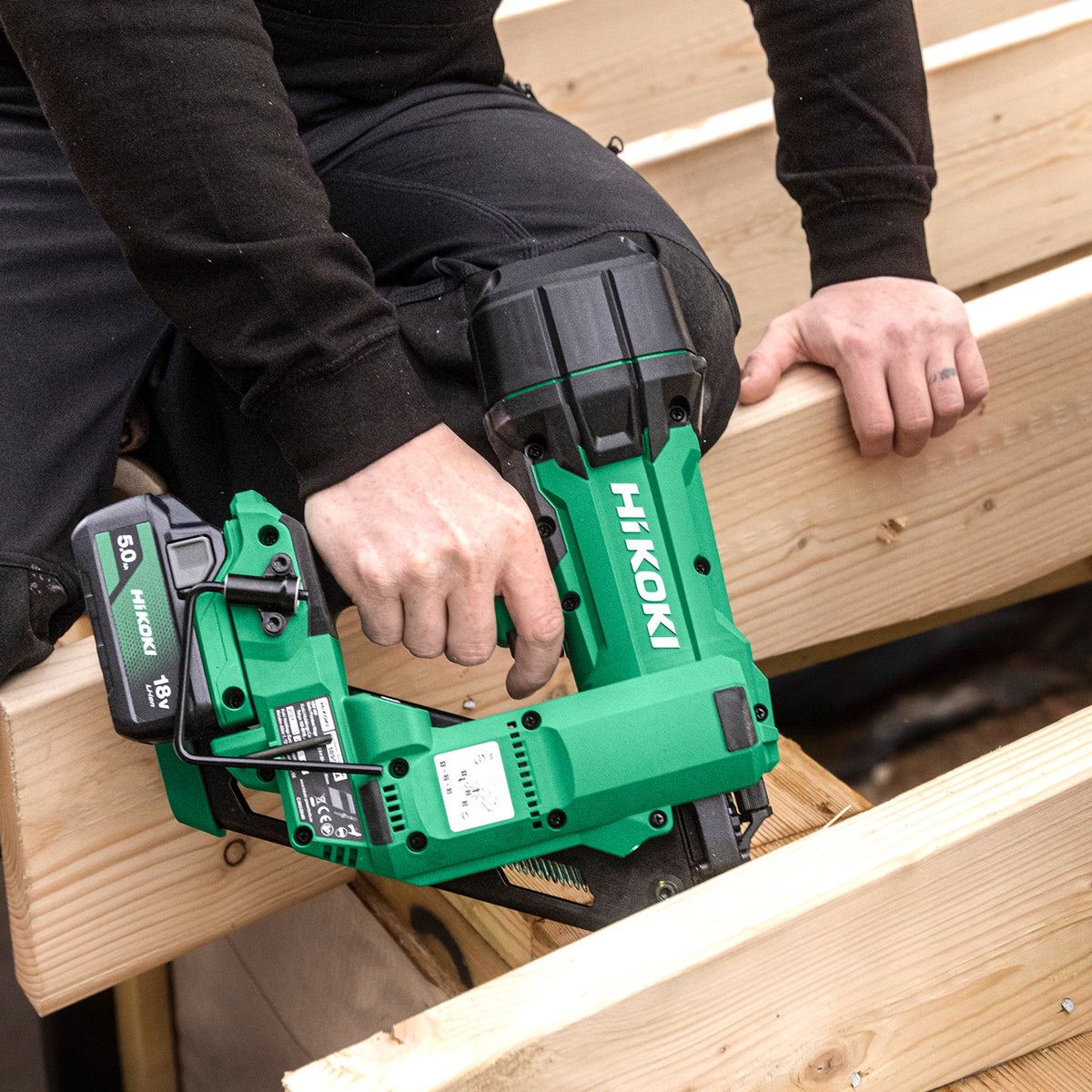 Hikoki NR1890DCAJPZ 18V Brushless 2nd Generation 90mm Clipped Head Framing Nailer with 2 x 5.0Ah Battery Charger & Case