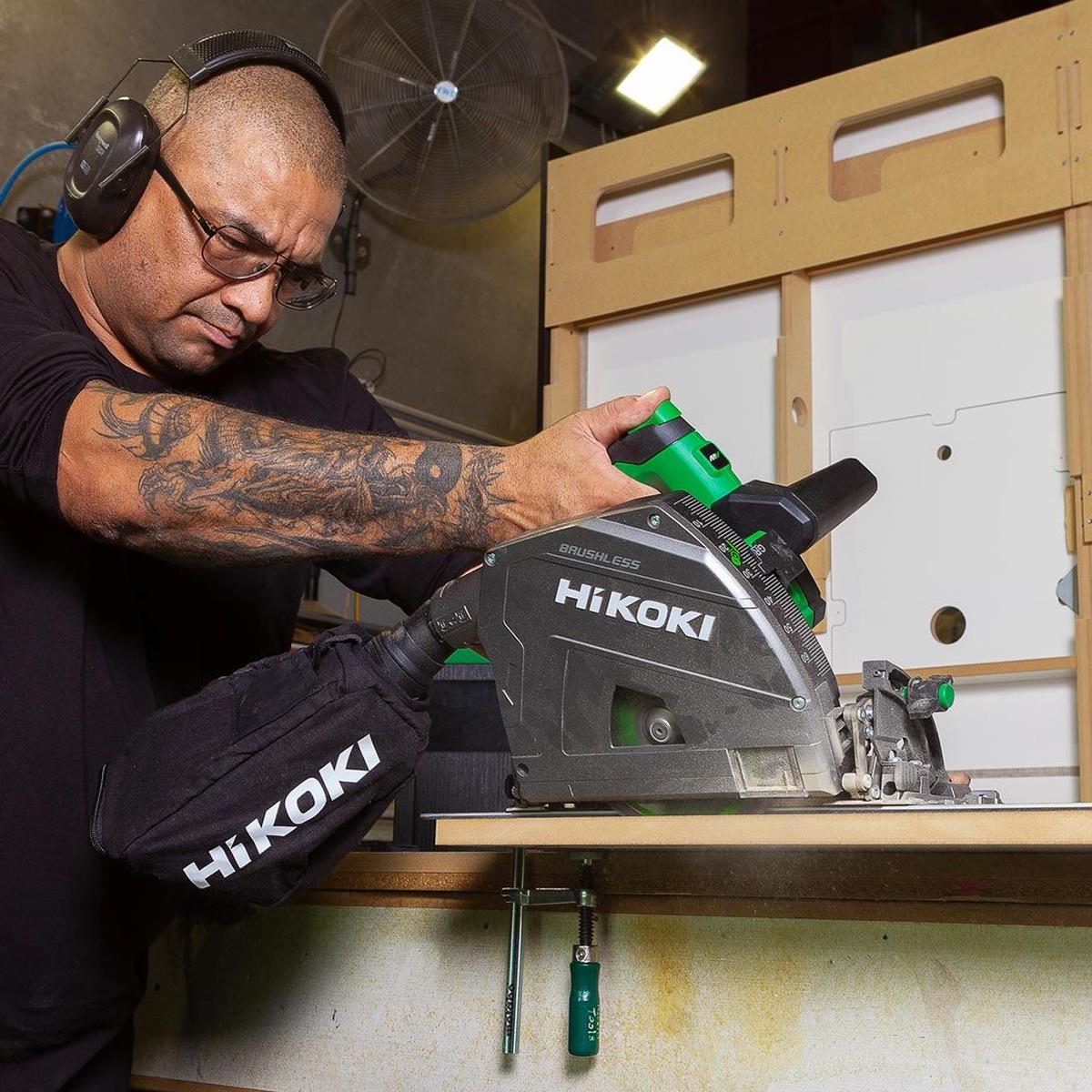 HiKOKI C3606DPAW2Z 36V MultiVolt Brushless 165mm Plunge Saw with 2 x 2.5Ah/5.0Ah Batteries with Guide Rail Kit