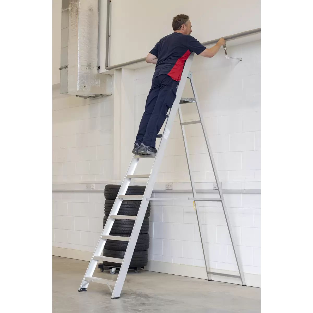 Sealey AXL10 Industrial Aluminium Step Ladder 10-Tread