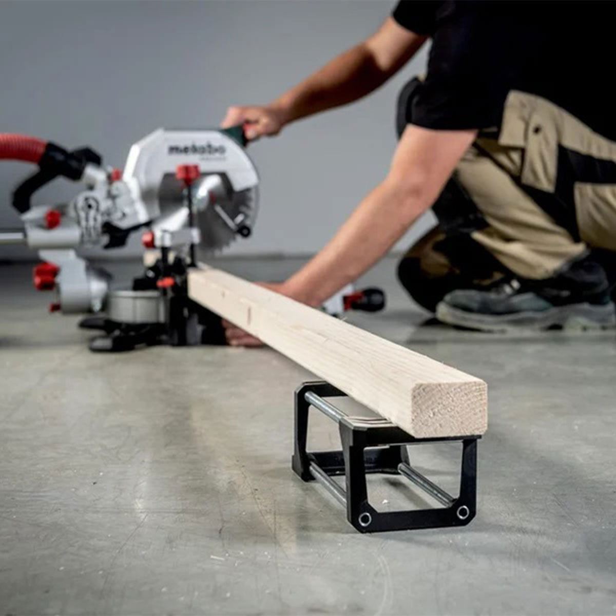 Metabo KGS 216 M 216mm Single Bevel Sliding Mitre Saw with Sliding Function 240V/1500W 613216380