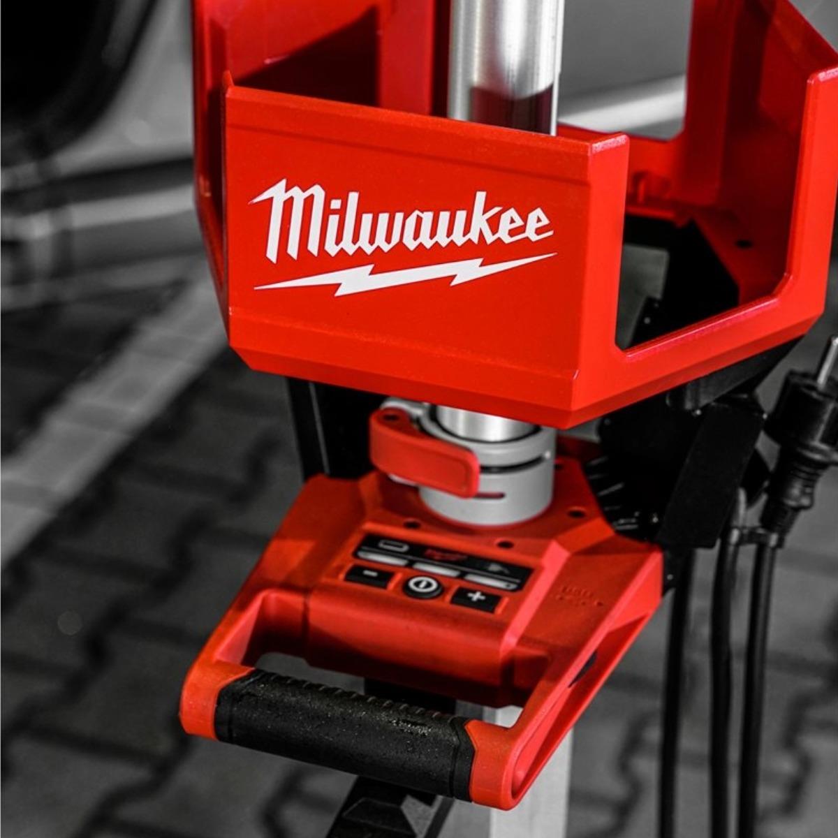 Milwaukee M18HOSALC-0 18V 6000 Lumens High Output Stand Area Light Charger Body Only 4933478117