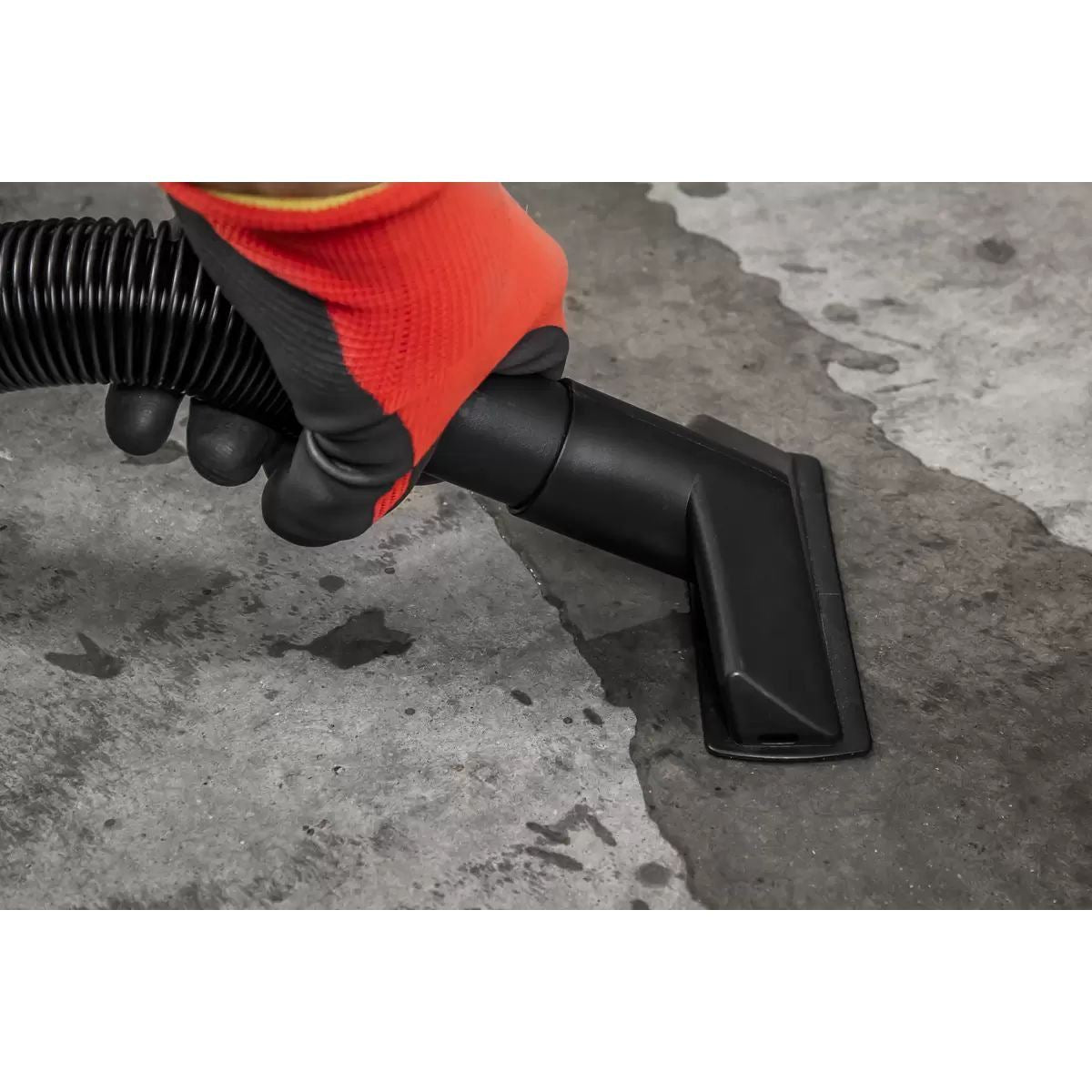 Sealey CP20VCOMBO11 2x20V Cordless Car Cleaning Combo Kit -2 Batteries