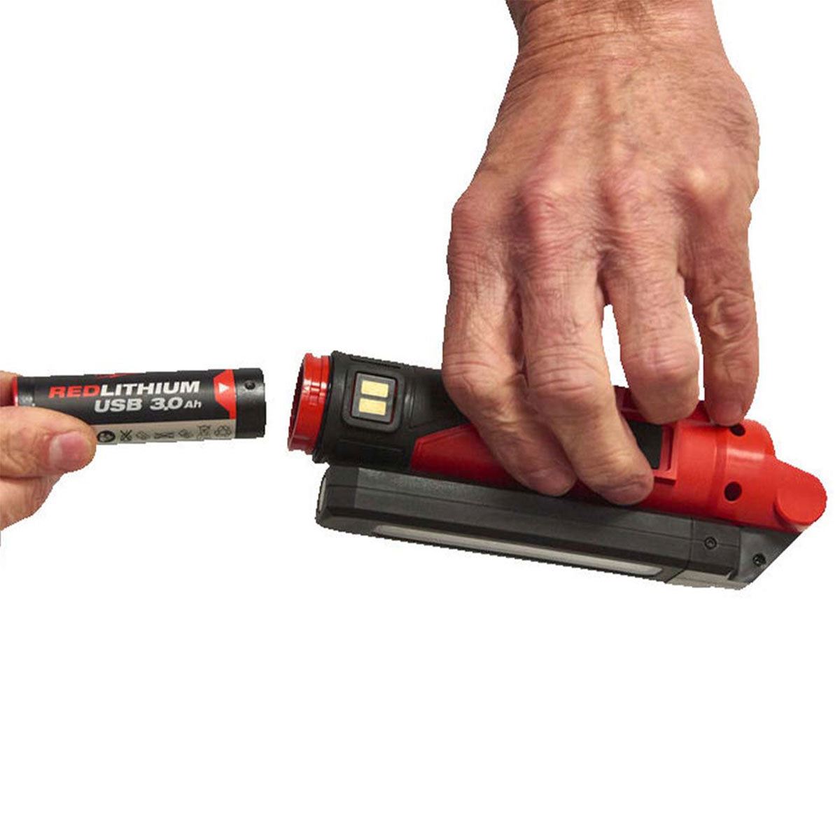 Milwaukee L4SL550-301 USB Rechargeable Stick Light 550 Lumens 4933478869