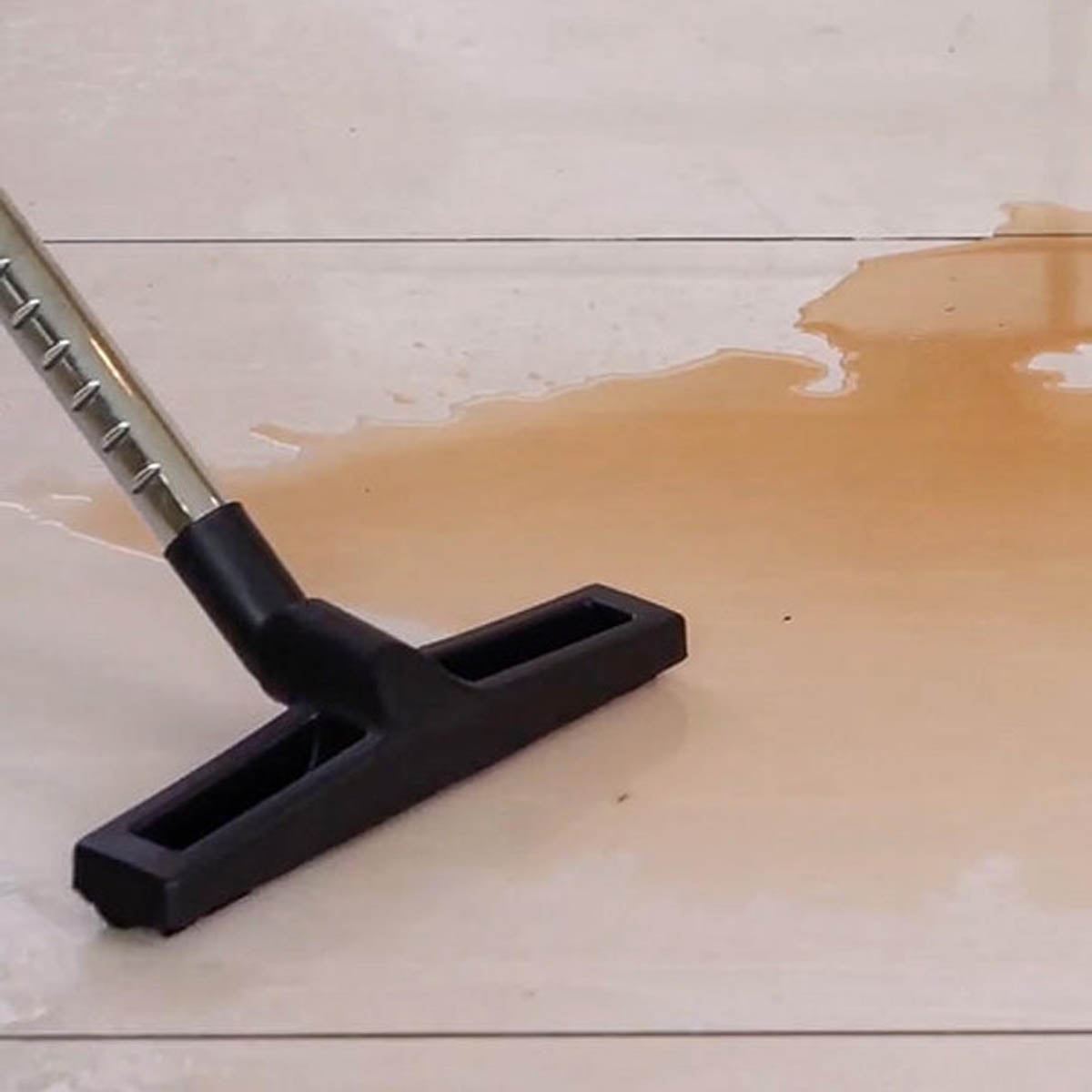 Hyundai HYVI3014 3-In-1 Wet and Dry Electric Vacuum Cleaner HEPA Filtration 230V/1400W