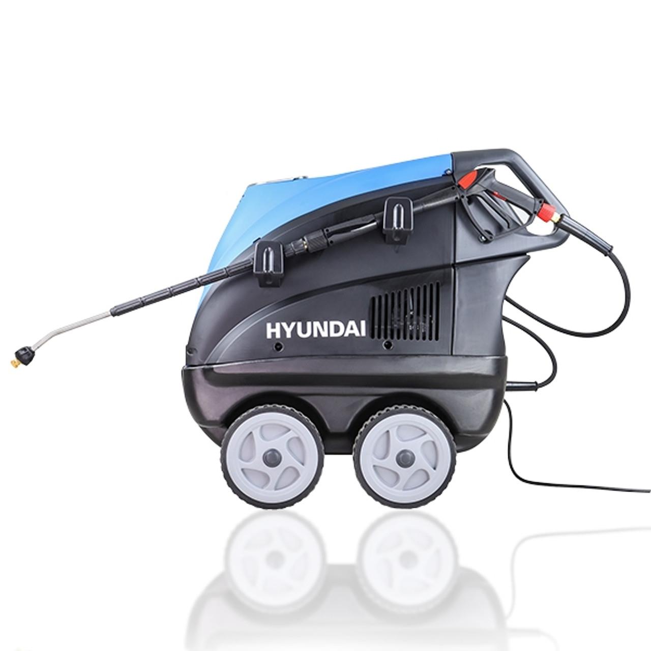 Hyundai HY210HPW-3 Hot Pressure Washer, 3-Phase, 110°C 6.3kW Power Jet Washer 3050psi & 210bar