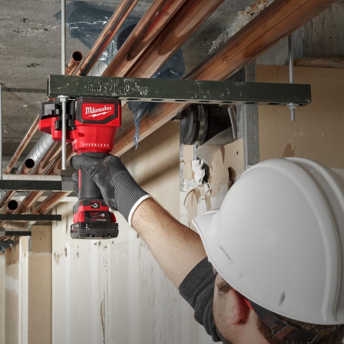 Milwaukee M18BLTRC-522X 18V Brushless Threaded Rod Cutter with 1 x 5.0Ah & 1 x 2.0Ah Batteries, Charger in Case 4933471152