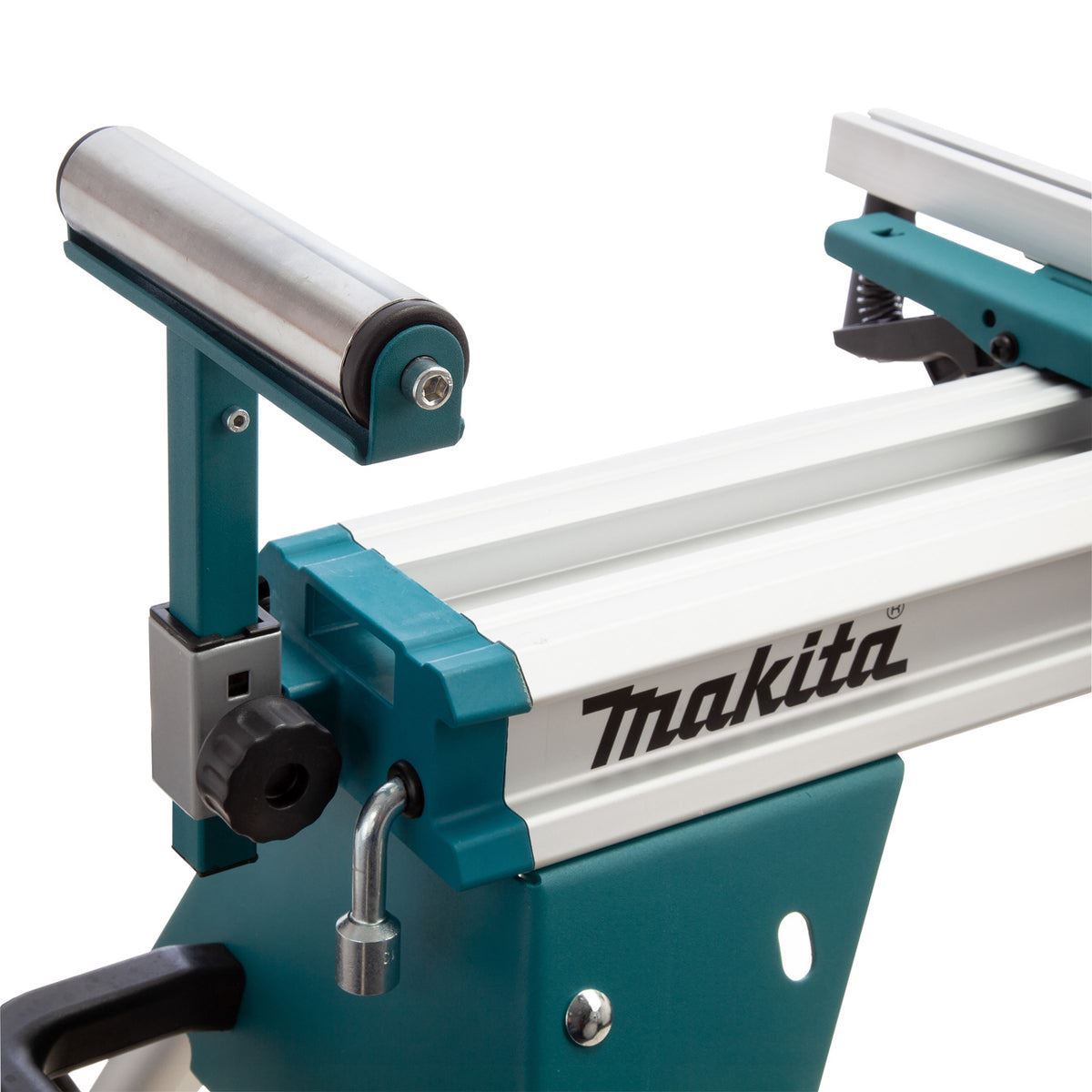 Makita DEBWST06 Adjustable Wheeled Extendable Folding Mitre Saw Stand Item Condition Damaged Box