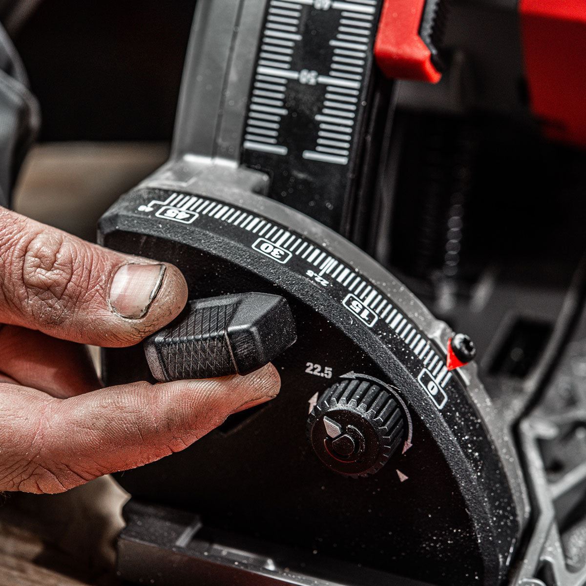 Milwaukee M18FPS55-0P 18V 165mm Fuel Brushless Plunge Saw + 2 x 5.0Ah Battery with Blade & Guide Rail Kit