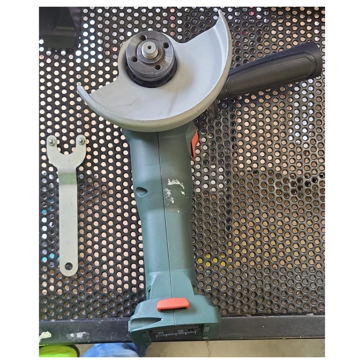 Metabo W 18 L BL 9-125 18V Brushless 125mm Angle Grinder Body Only 602374850 Item Condition Seller Refurbished