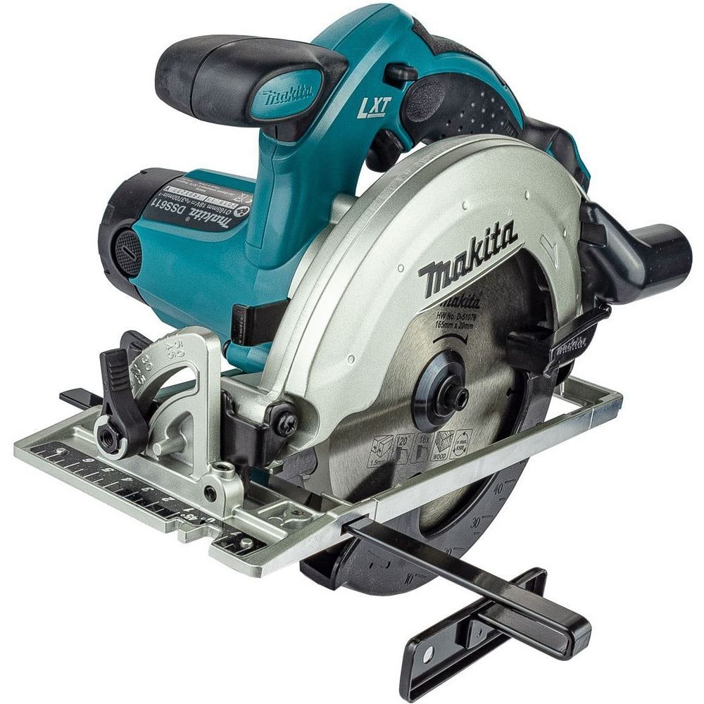 Makita 18V 7 Piece Combo Kit with 2 x 5.0Ah Batteries & MAKTRAK Trolley Toolbox