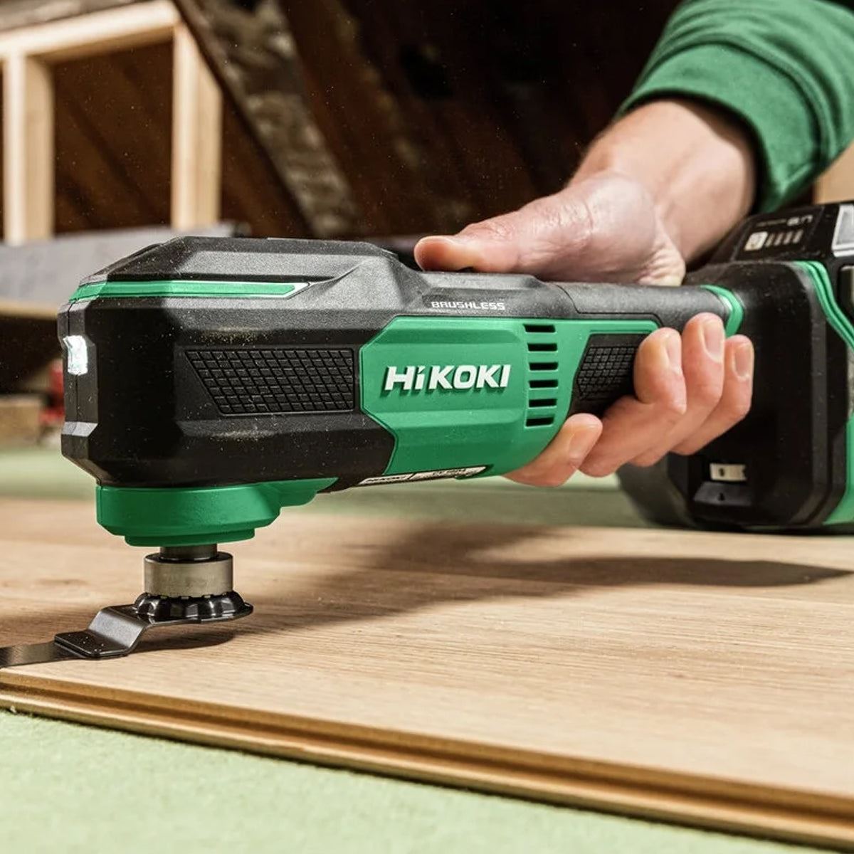 Hikoki CV18DAW2Z 18V Brushless Multi Tool with 1 x 8.0Ah Battery Charger & Case