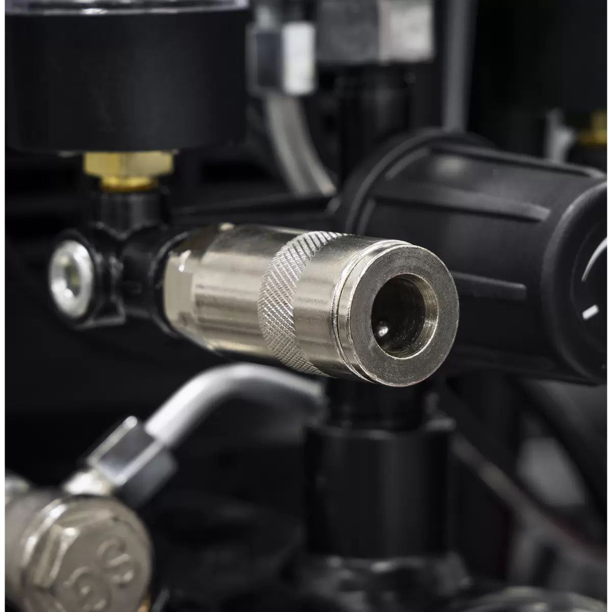 Sealey SAC0620A 6L Direct Drive Air Compressor 230V/13A Compact, Powerful & Reliable for Workshops