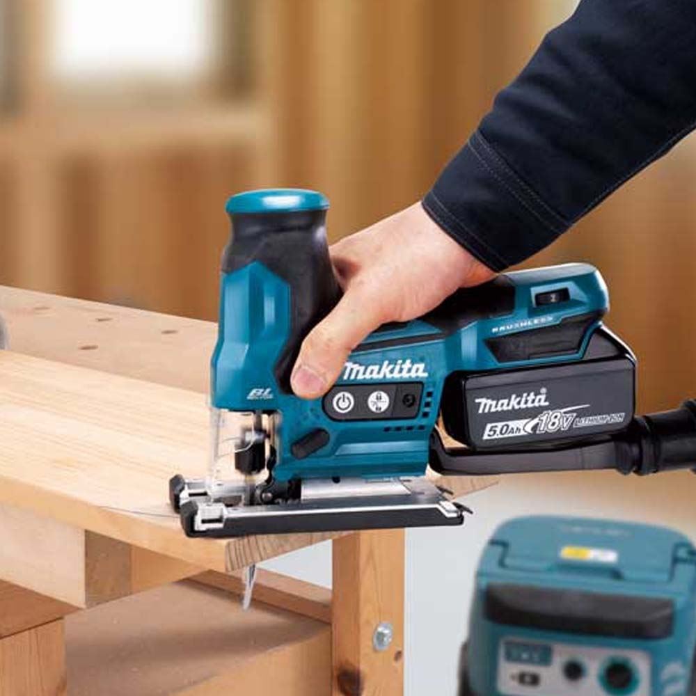 Makita DJV185Z 18V Brushless Jigsaw with 1 x 5.0Ah Battery Charger & Bag