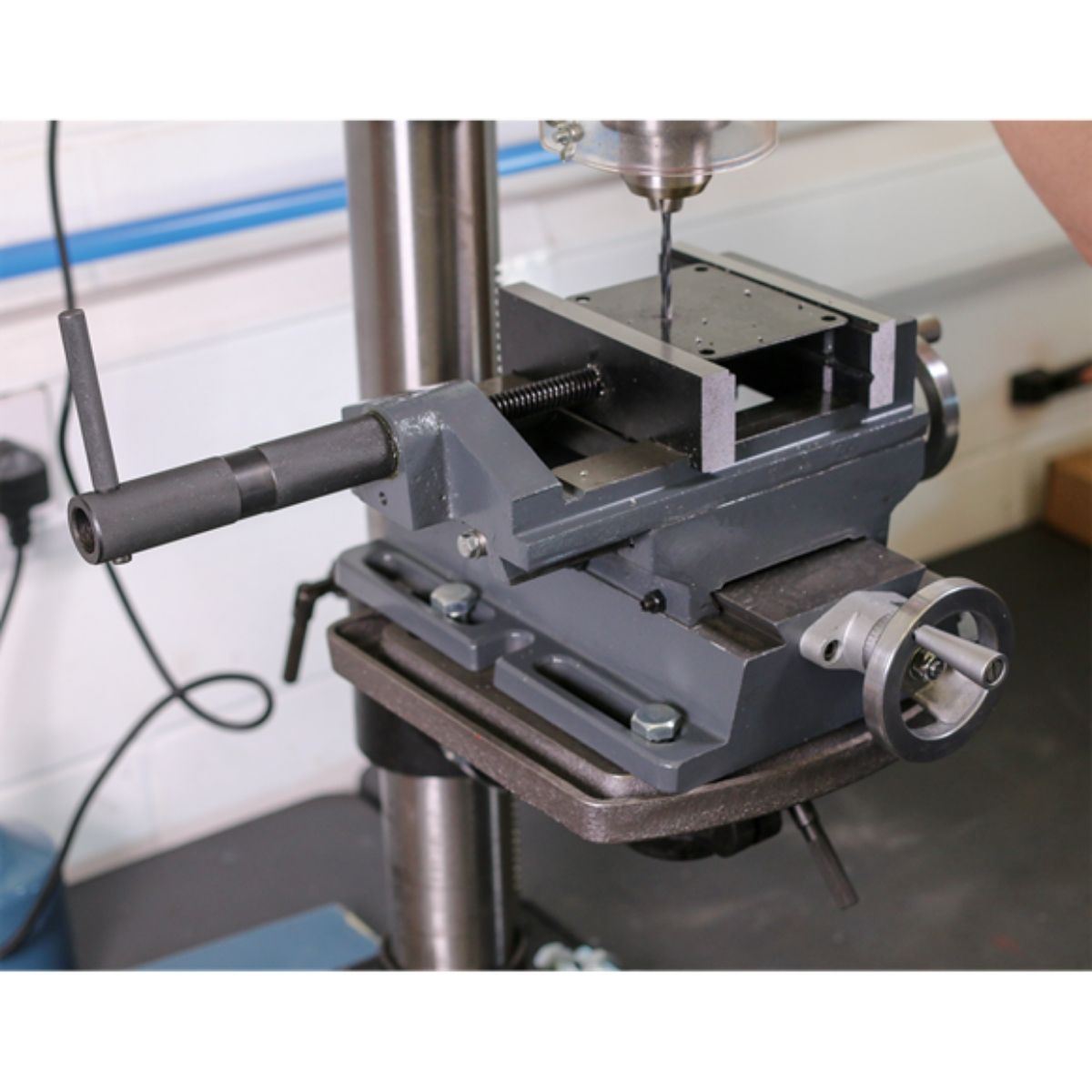 Sealey CV6P 150mm Professional Cross Vice