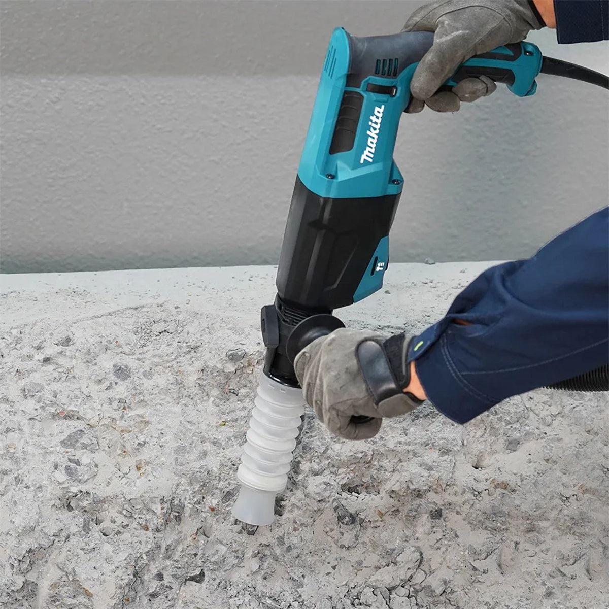 Makita HR2670/1 26mm SDS+ Rotary Hammer Drill 110V With Carrying Case