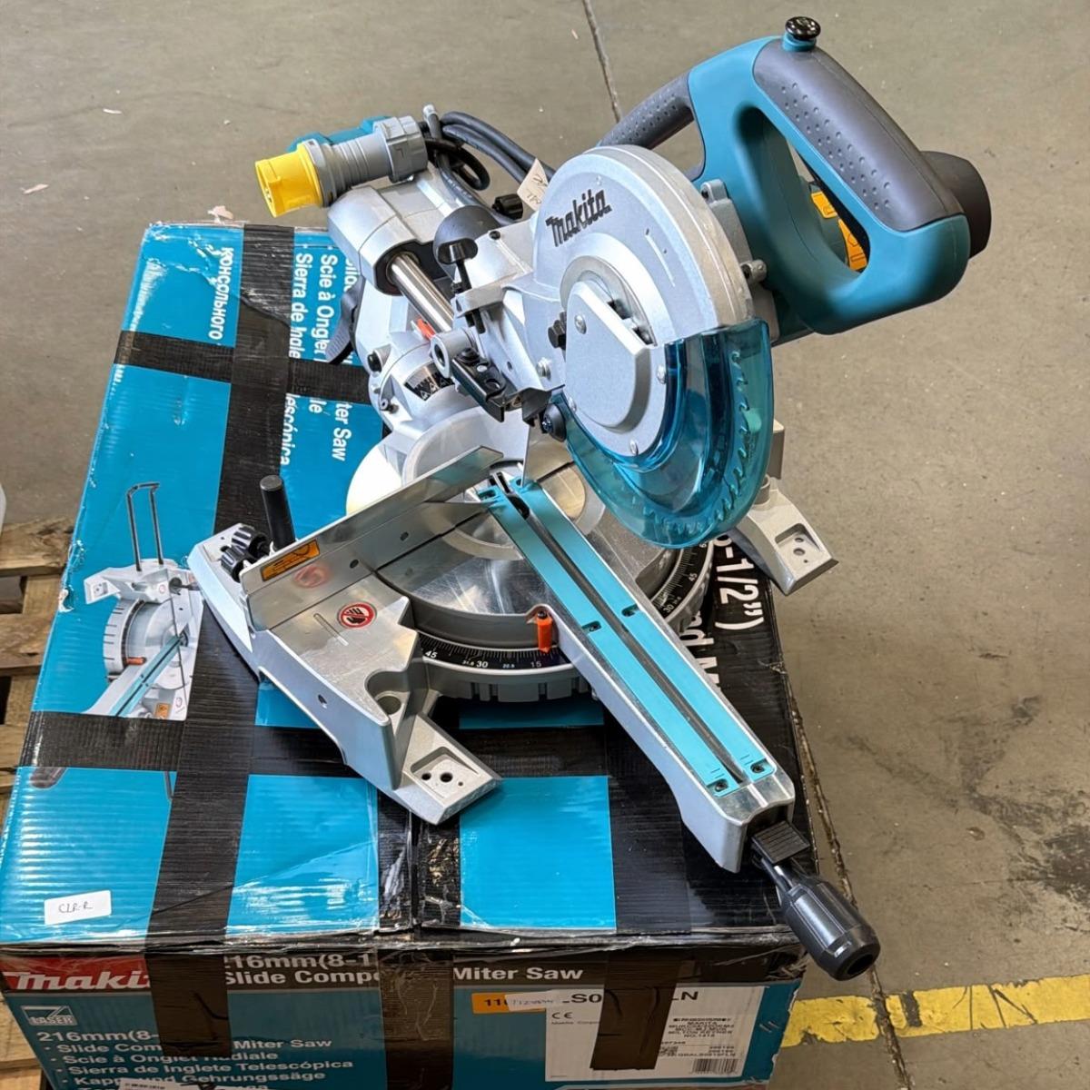 Makita LS0815FLN/1 216mm Sliding Mitre Saw 110V With Laser & LED Light Item Condition Seller Refurbished