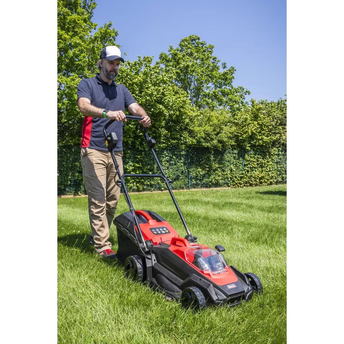 Sealey CP40VLMKIT 40V 40cm Cordless Lawn Mower Kit With 2 battries & charger