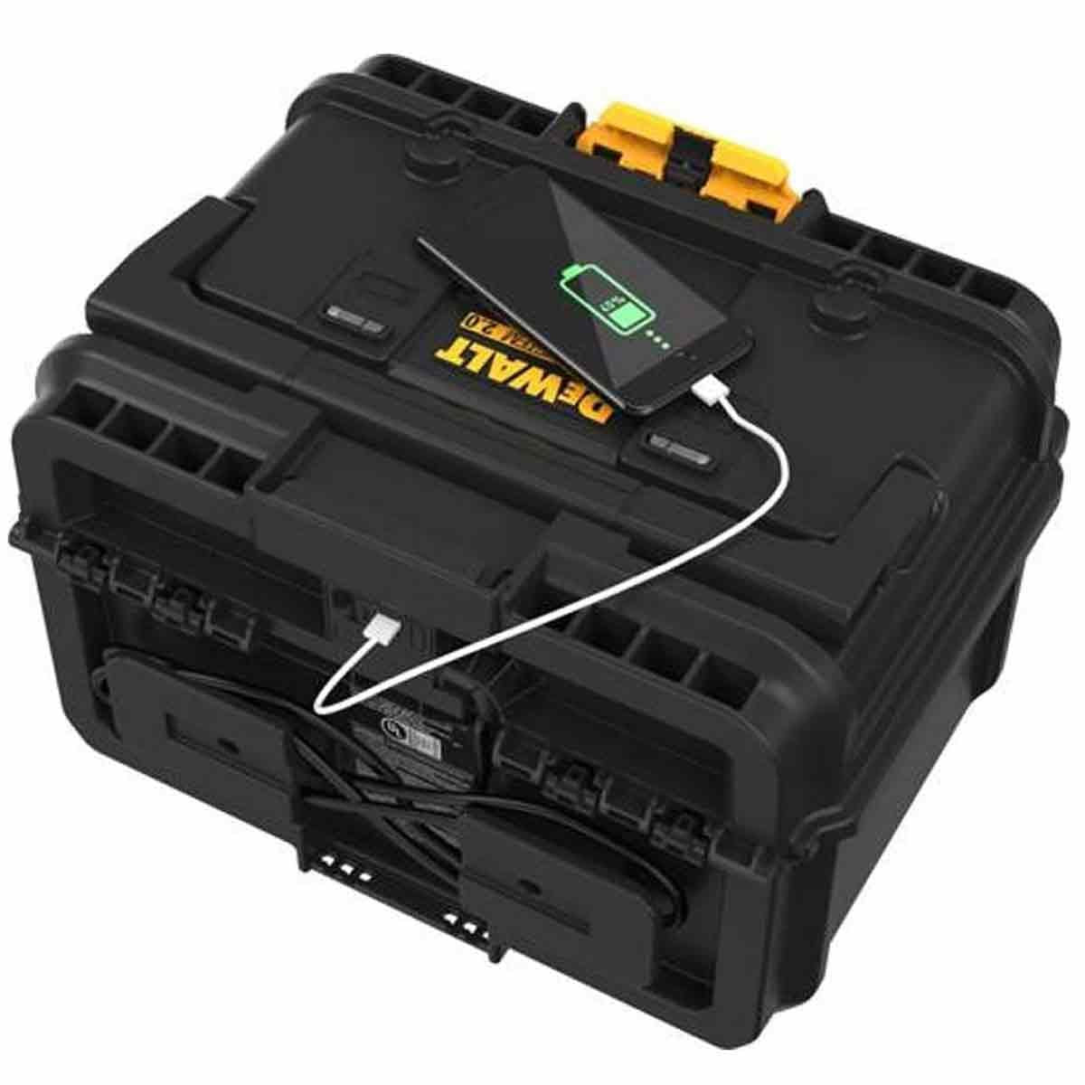 DeWalt DWST83470 Toughsystem 2.0 Charger Box with 2 x 5.0Ah DCB184 Battery