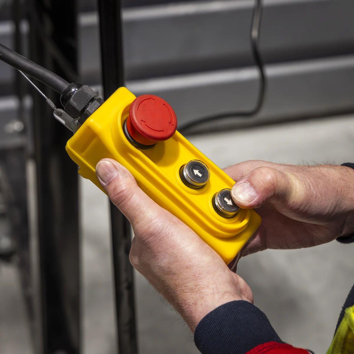 Sealey PH1000 Power Hoist 1000kg Capacity 1600W/230V