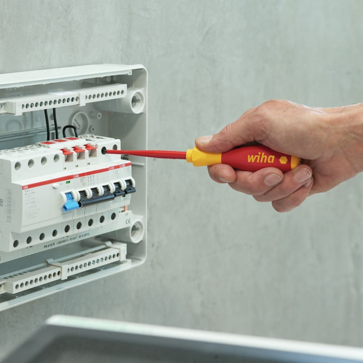 Wiha 6 Piece Slimfix Screwdriver Set Precision Tools for Electronics Repair XMS24VDESLIM