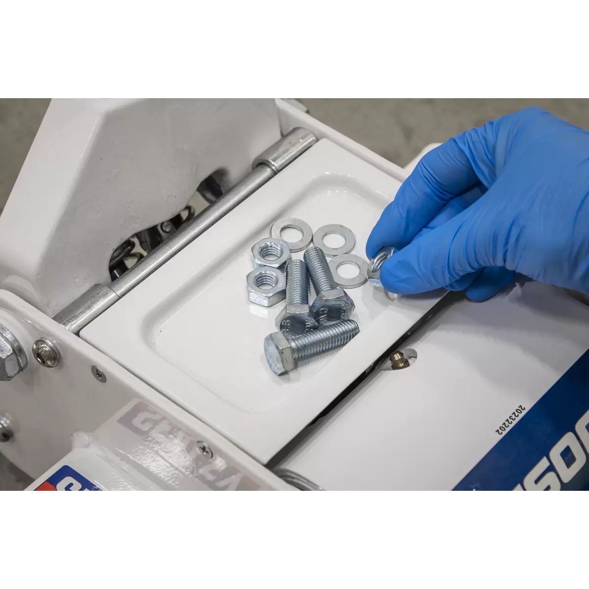 Sealey 1500SLR Trolley Jack 1.5 Tonne Low Profile Rocket Lift