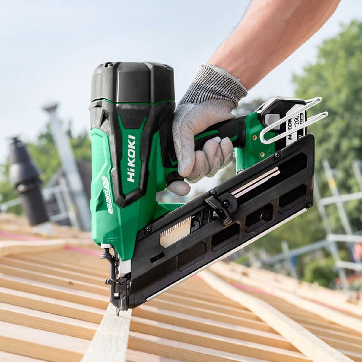 Hikoki NT1865DMBJ4Z 18V Brushless 16G Second Fix Angled Finish Nailer Body Only with Case Item Condition Used