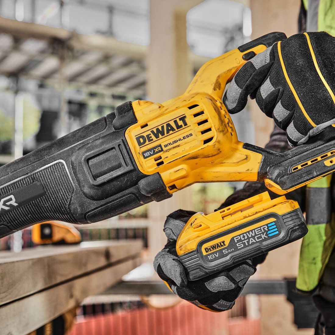 DeWalt DCS386H2T 18V XR Brushless Reciprocating Saw with 2 x 5.0Ah Battery Charger & Case