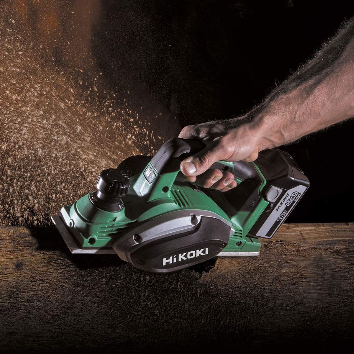 Hikoki P18DSLW4Z 18V Cordless 82mm Planer with 1 x 2.5Ah/5.0Ah Battery Charger & Bag