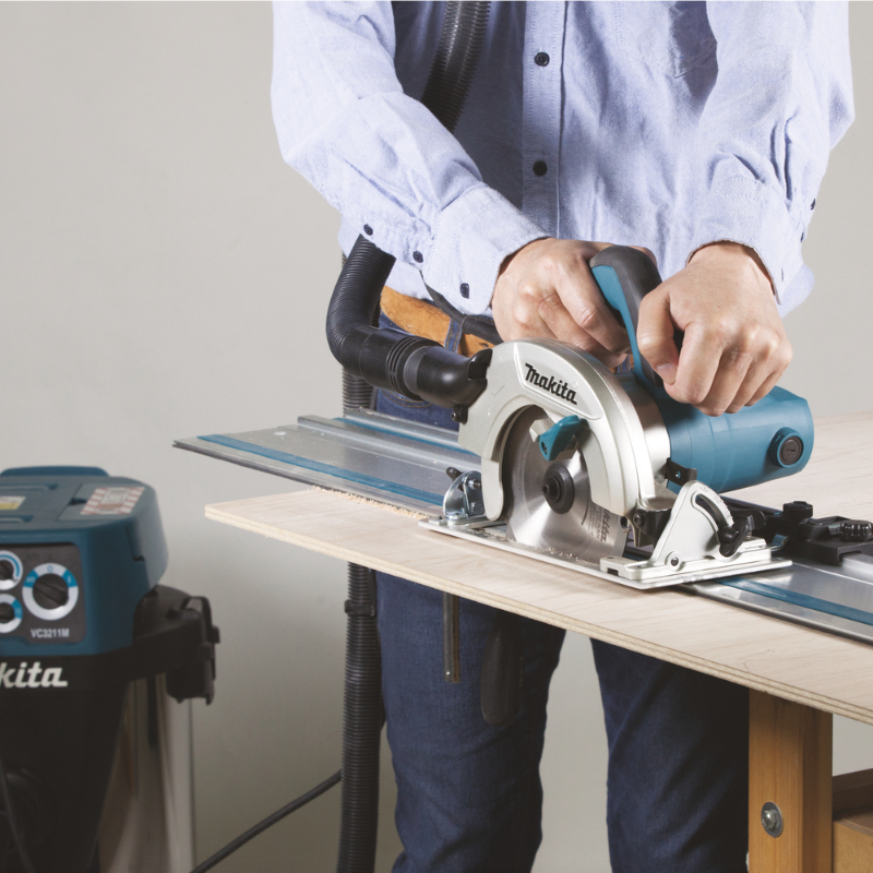 Makita HS6601/1 Circular Saw 165mm 1050W/110V