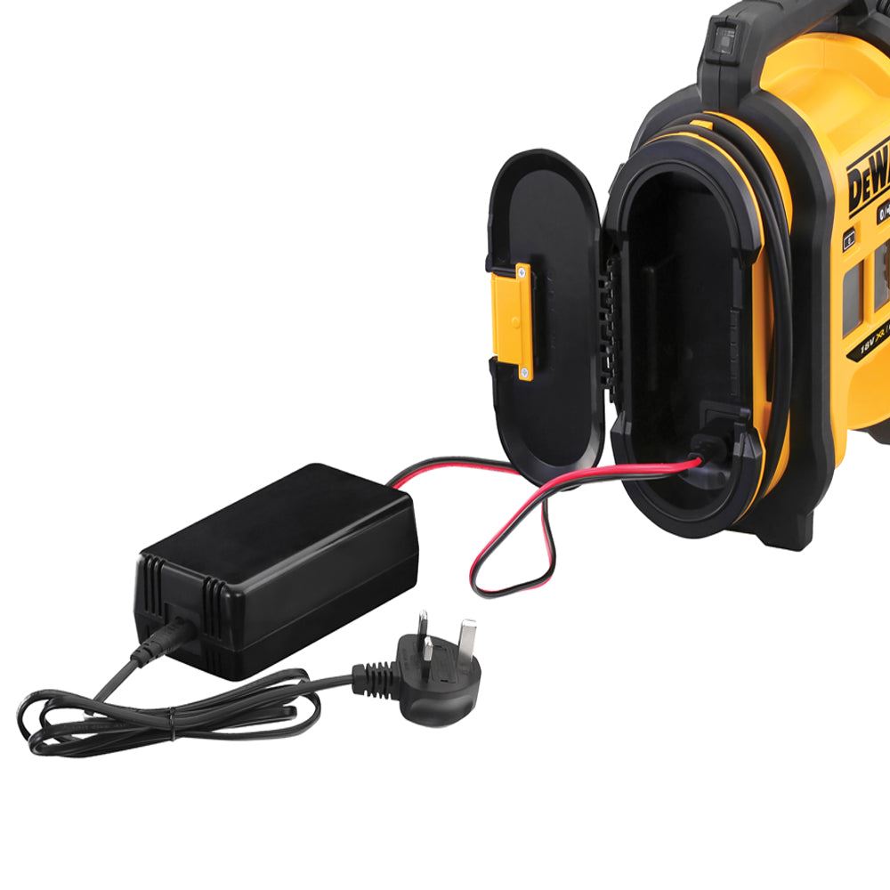 Dewalt DCC018N-XJ 18V XR Compact Tyre Inflator Body Only