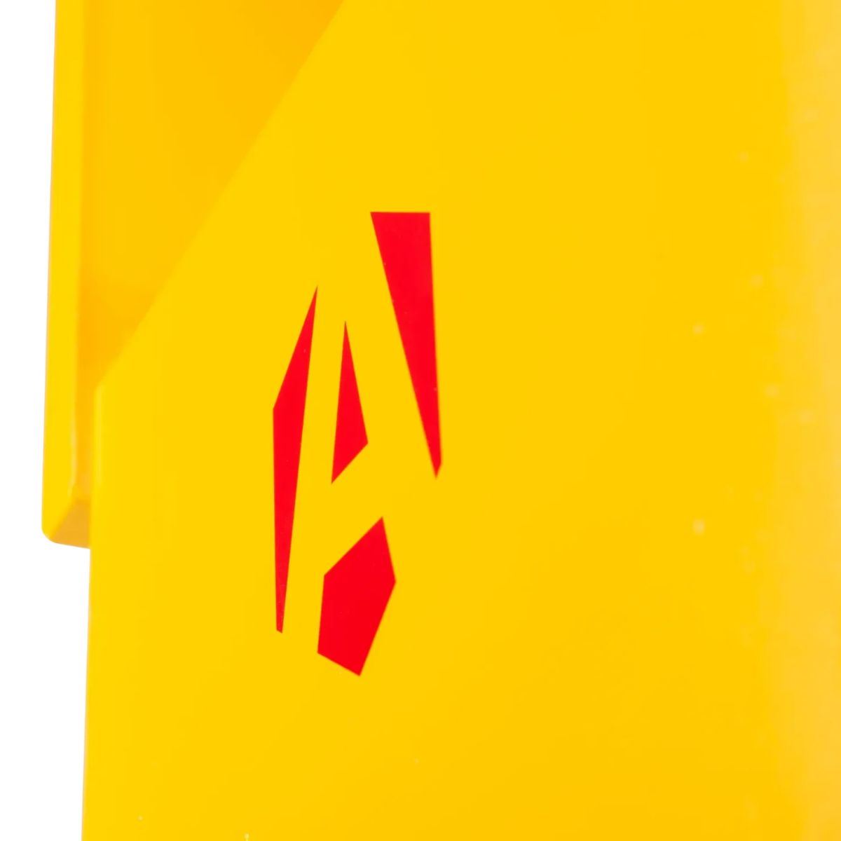 Armorgard CBC4 ChemBank Chemical Storage Chest 1285mm x 670mm x 1275mm Secure Storage for Chemicals