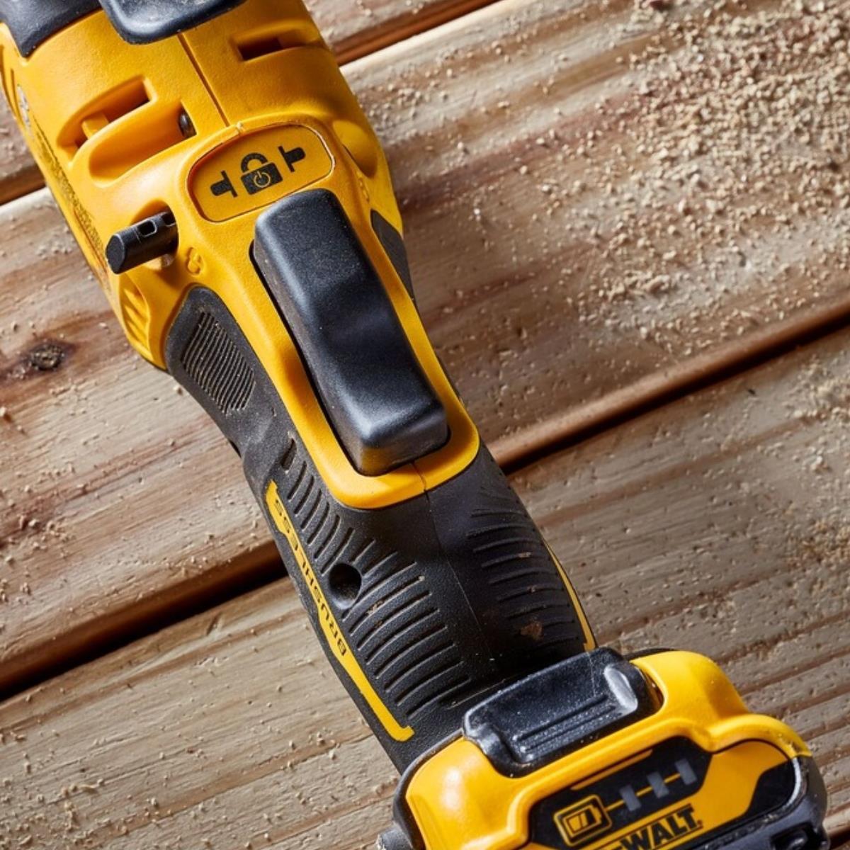Dewalt DCS353N 12V XR Brushless Oscillating Multi-Tool Body with Accessories