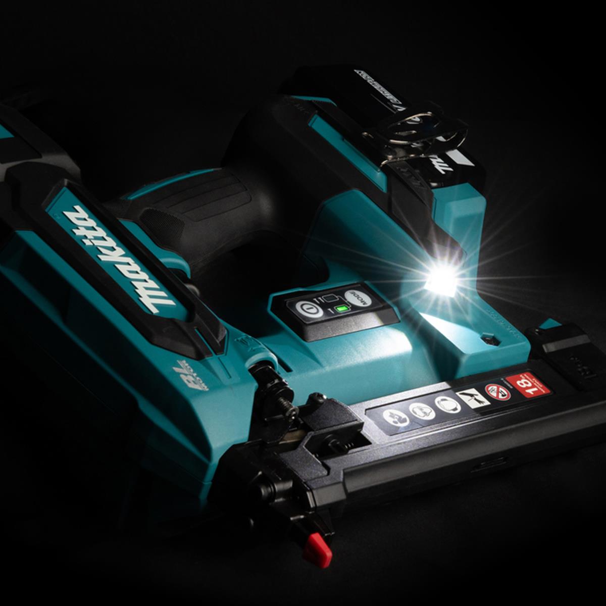 Makita DST630Z 18V LXT Brushless 18G Narrow Crown Stapler with 1 x 5.0Ah Battery & Charger