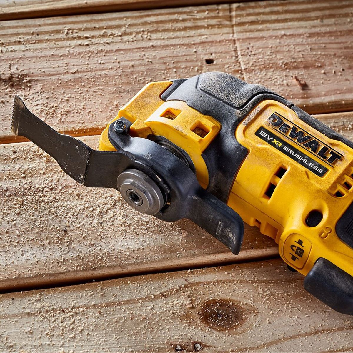 Dewalt DCS353NT 12V XR Brushless Oscillating Multi-Tool Body with Accessories & Case