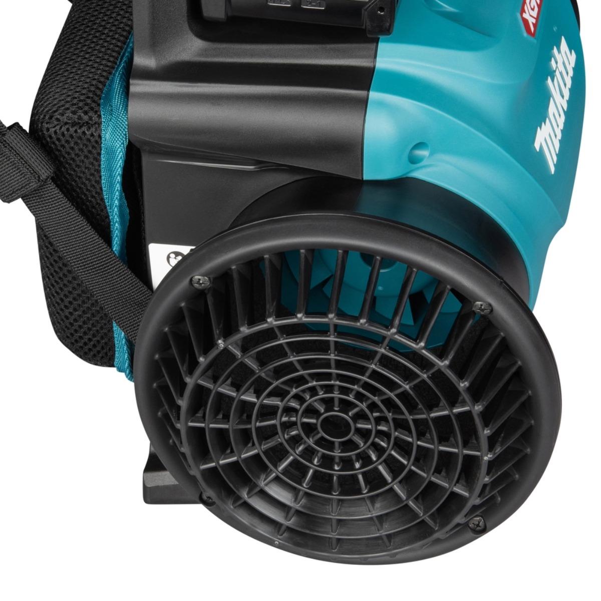 Makita UB004GZ 40V Max XGT Brushless Backpack Leaf Blower with 2 x 2.5Ah Battery & Charger
