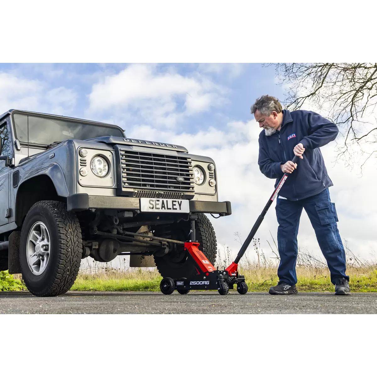 Sealey 2500RG Big Wheel Hybrid Trolley Jack for Off-Road Vehicles 4 x 4s with Super Rocket Lift 2.5 Tonne