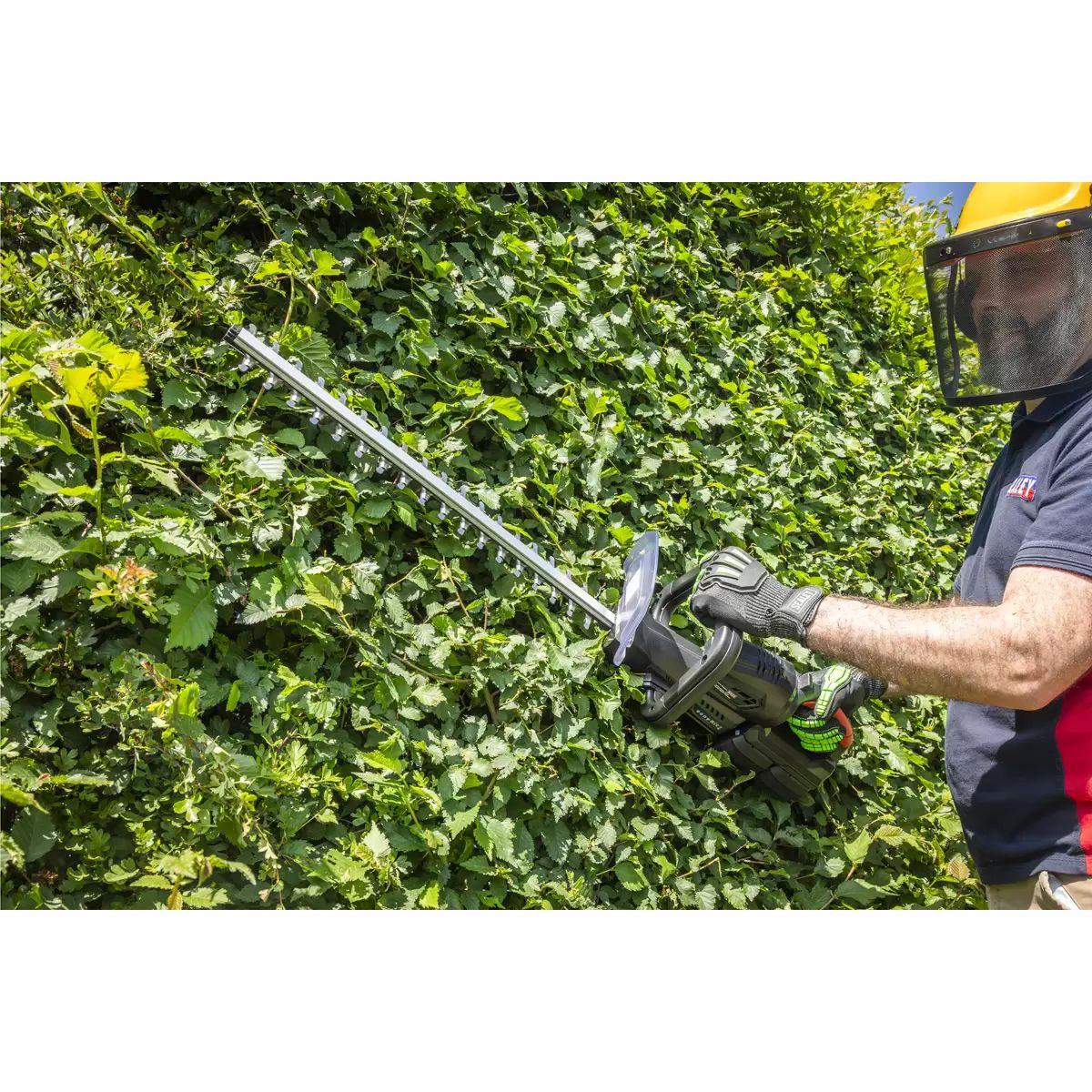 Sealey CP40VHTKIT 40V Hedge Trimmer 52cm Kit With 2 x 4Ah Batteries, Charger