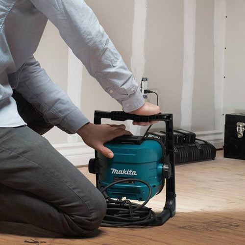 Makita DML805/1 14.4V - 18V LXT LED Worklight with 1 x 6.0Ah Battery & Charger